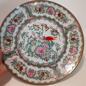 Chinese handpainted vintage rose medallion plate 10 in. diameter *SEE DAMAGE*